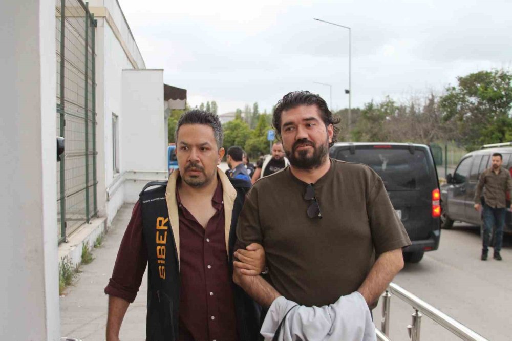 Gözaltına Alınan Rasim Ozan Kütahyalı Adana’ya Getirildi