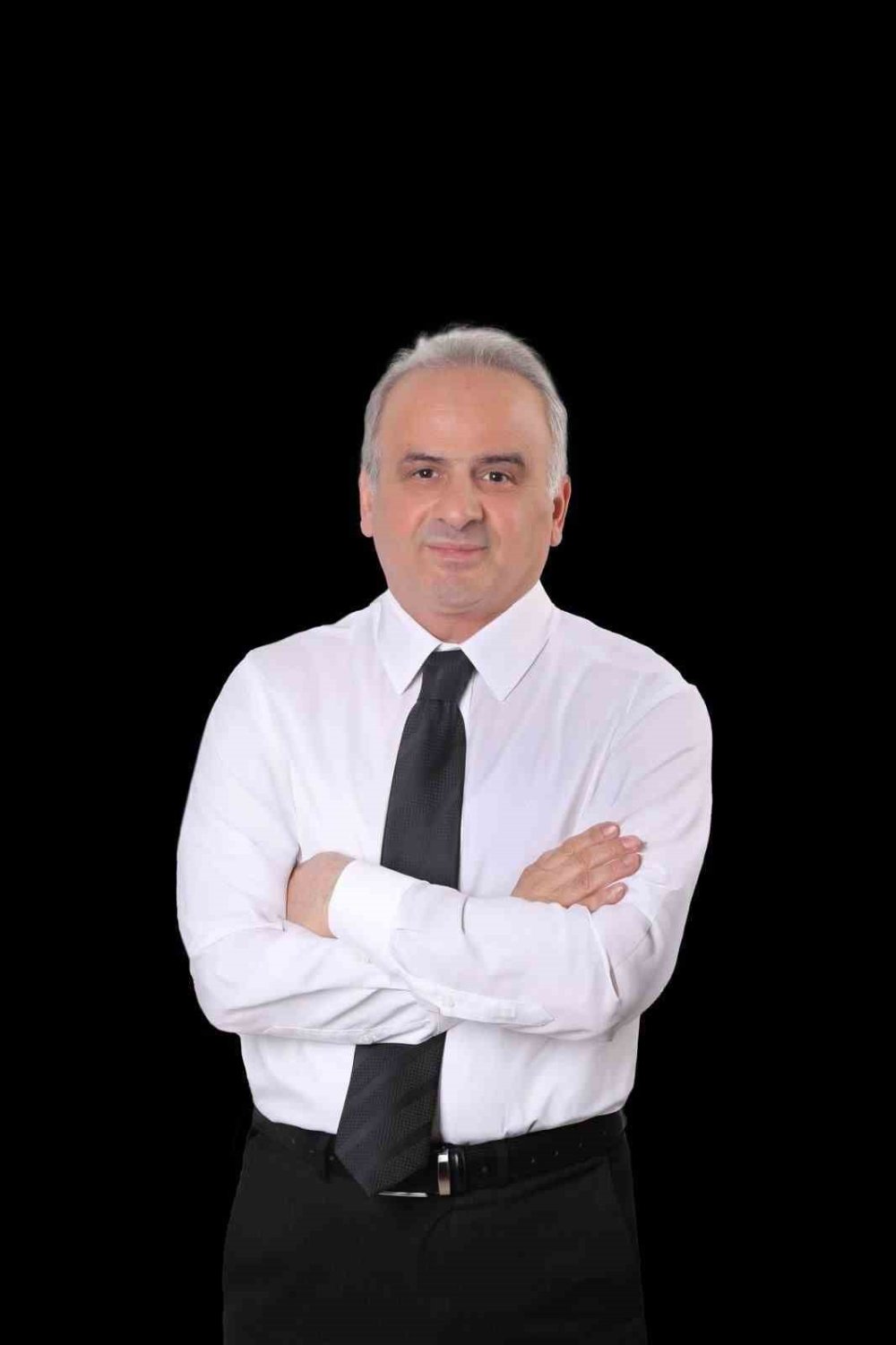 Gümüşhane Tekke’de Seçim Heyecanı.. 11 Adaylı Yarışta Akrabalar Rakip Oldu!