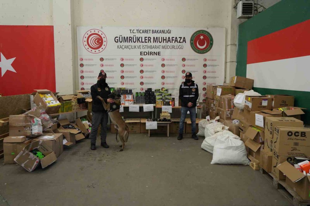 Kapıkule’de Operasyon: Milyonlarca Liralık Kaçak Eşya ve Uyuşturucu Ele Geçirildi