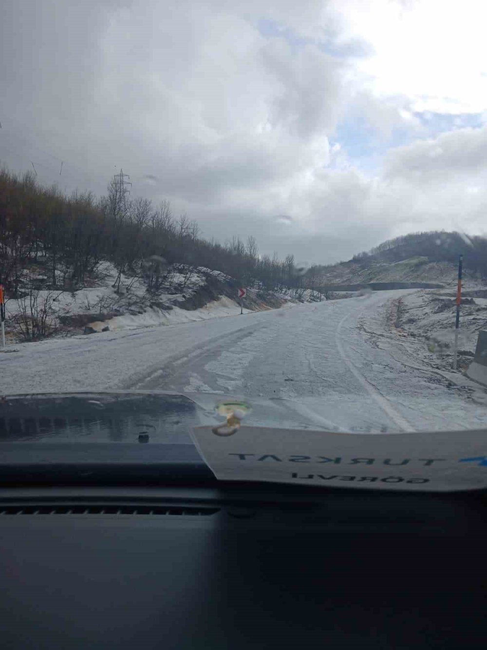 Tunceli’de Dolu Yağışı Etkili Oldu: Sürücüler Zor Anlar Yaşadı