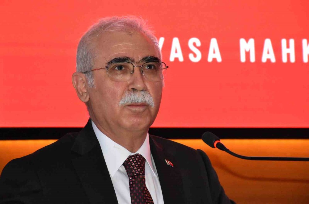 Anayasal Haklar ve Göç Politikaları Erzurum’da Masaya Yatırıldı.. Özkaya’dan Mesajlar!