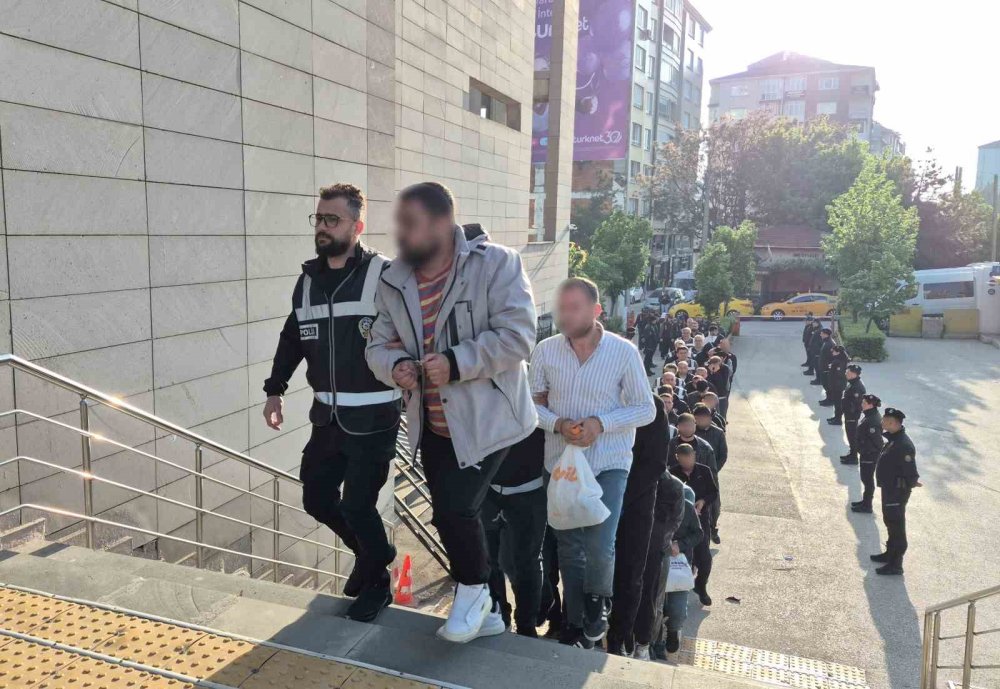 Peş Peşe Kritik Baskınlar.. Kaçakçılık ve Yolsuzluk Ağına Eş Zamanlı Operasyonlar!