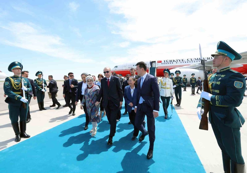 Türkistan’da Kritik Zirve Günü.. Erdoğan Liderlerle Yoğun Temaslarda Bulundu!