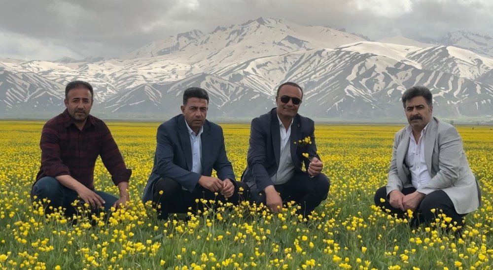 Yüksekova’da İki Mevsim Bir Arada Yaşanıyor