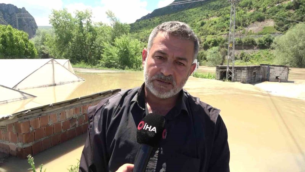 Amasya’da Yeşilırmak Nehri Taştı, Tarım Arazileri Sular Altında Kaldı