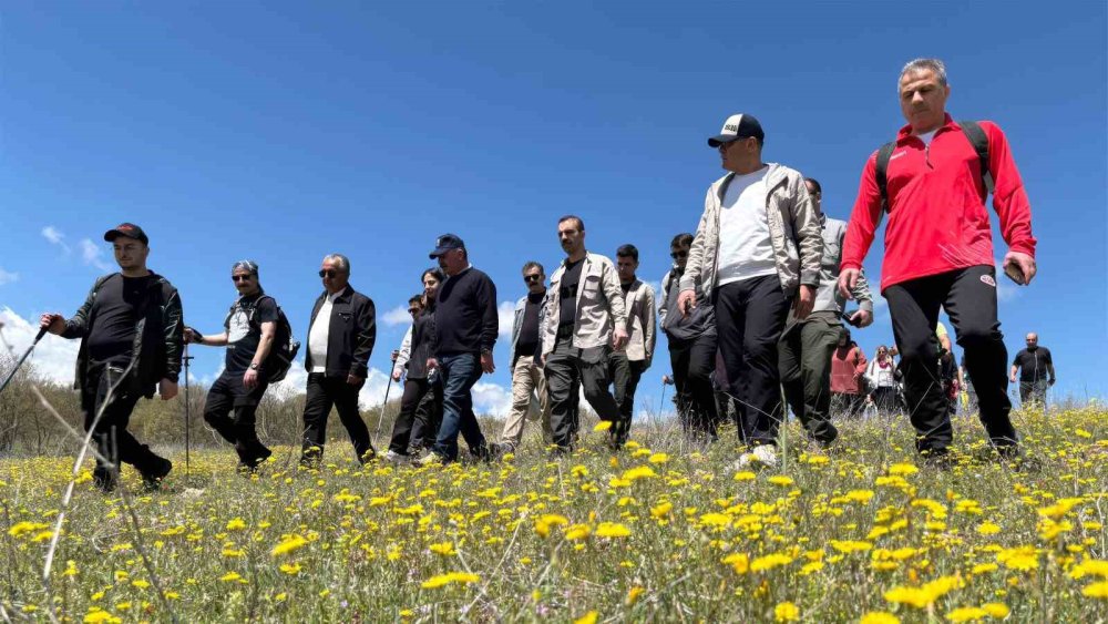 Hattuşa’da Tarihe Yürüyüş: Doğaseverler Hitit Yolu’nda Buluştu