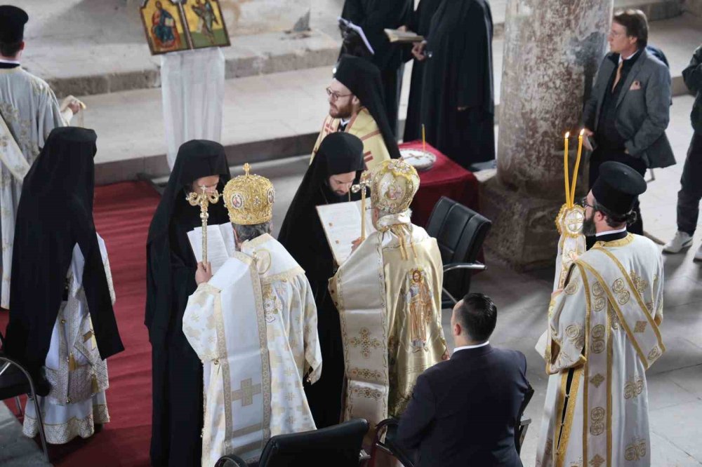 Nevşehir’de Tarihi Ayin.. Patrik Bartholomeos’tan Kurban Bayramı Mesajı!