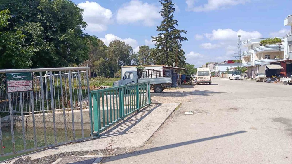 Adana’da Satırlı Kavga: 1 Ölü, 2 Yaralı