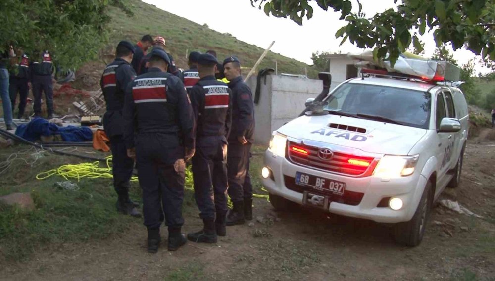Aksaray’da Kuyuda Can Pazarı.. Metan Gazından Etkilenen 3 Kişi Hayatını Kaybetti