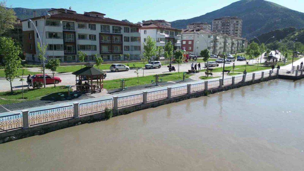 Amasya’da Taşkın Alarmı: Okullar 2 Gün Tatil Edildi