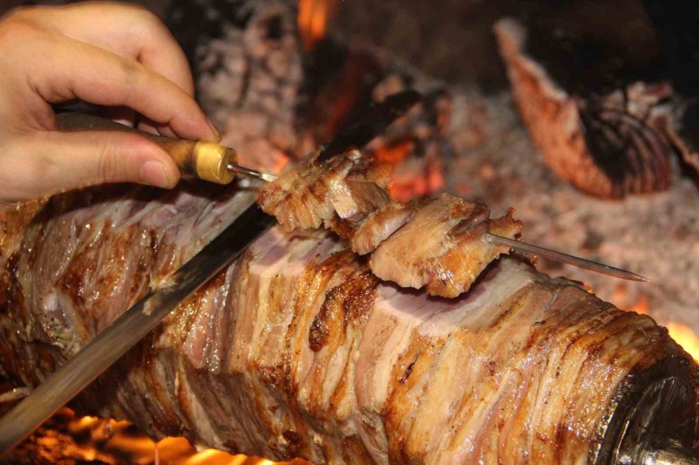 TasteAtlas Listesinde Erzurum Rüzgarı.. Oltu Cağ Kebabı İkinci Sırada!