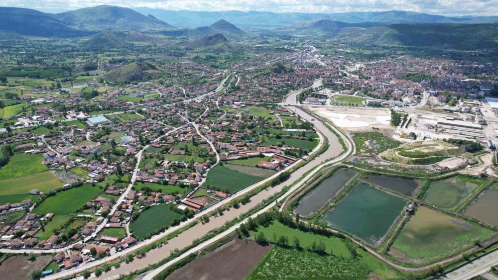 Turhal’da Taşkın Alarmı Nedeniyle Okullar 3 Gün Tatil Edildi