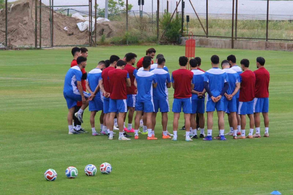 İran Milli Takımı, Dünya Kupası Hazırlıklarına Antalya’da Başladı