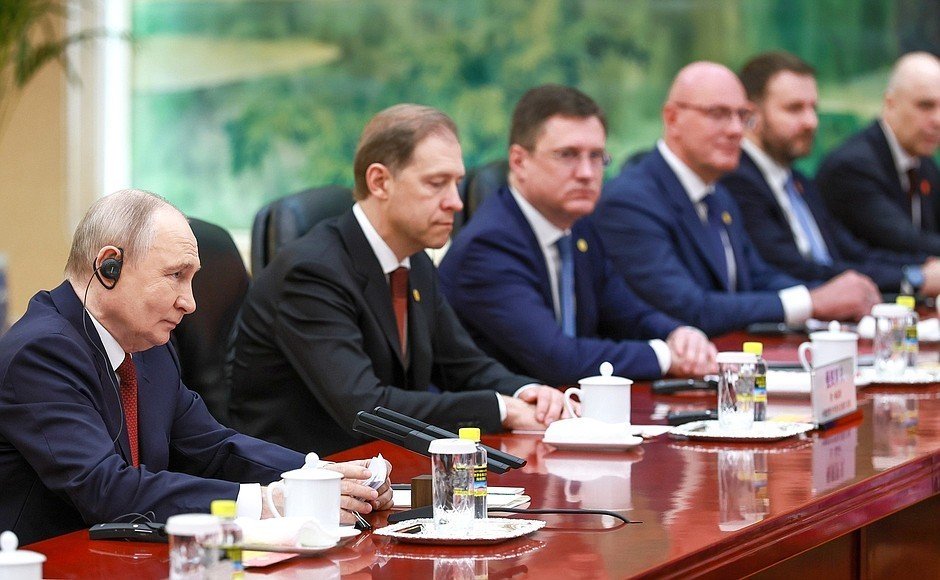 Putin, Çin Devlet Başkanı Xi İle Görüştü