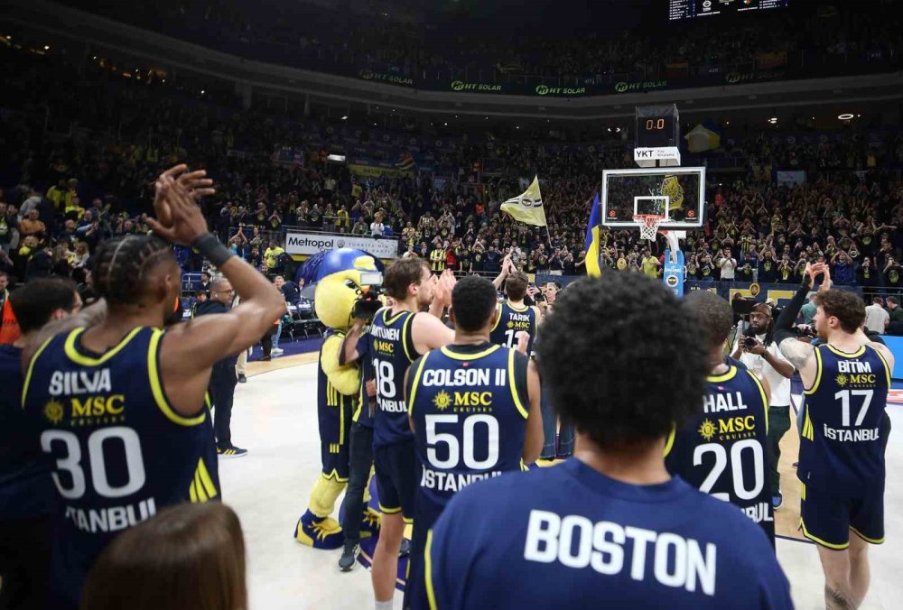 Atina’da Euroleague Final Four Heyecanı.. Fenerbahçe Tarih İçin Sahaya Çıkıyor!