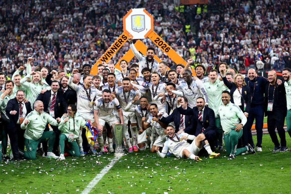 Uefa Avrupa Ligi Şampiyonu Aston Villa Kupasını Aldı