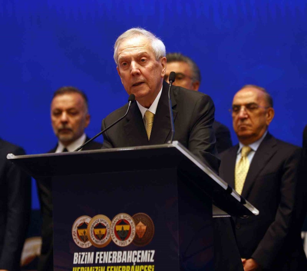 Fenerbahçe’de Seçim Yarışı Kızıştı.. Aziz Yıldırım ve Hakan Safi Listelerini Açıkladı!