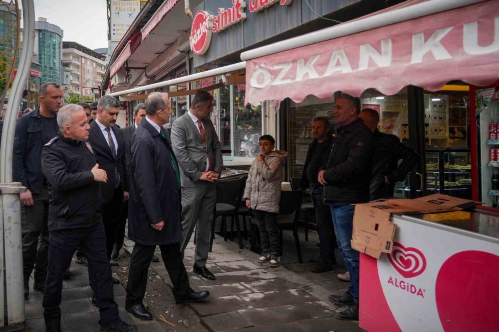 Hakkari’de Zemin Kayması Sonrası 6 Bina Tahliye Edildi