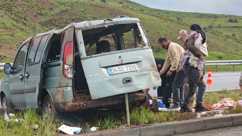 Aşkale’de Trafik Kazası: 7 Yaralı