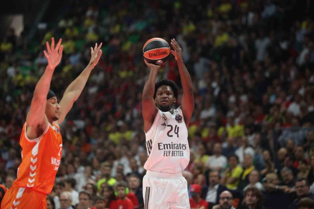 Fenerbahçe Veda Etti.. EuroLeague Finalinde Olympiakos ile Real Madrid Eşleşti!