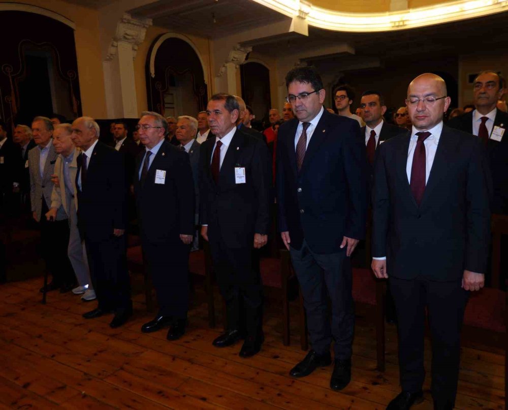 Galatasaray’da Olağan Seçim Heyecanı.. Dursun Özbek Genel Kurulda Tek Aday Oldu!