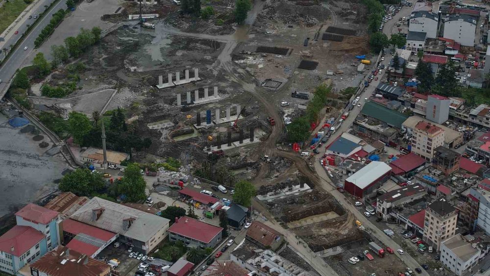 Karadeniz Sahil Yolu Viyadüklerle Değirmendere Tüneli’ne Bağlanıyor