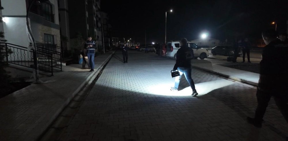 Kayınbaba Kızıyla Boşanma Aşamasındaki Damadını Vurdu: 2’si Ağır, 3 Yaralı