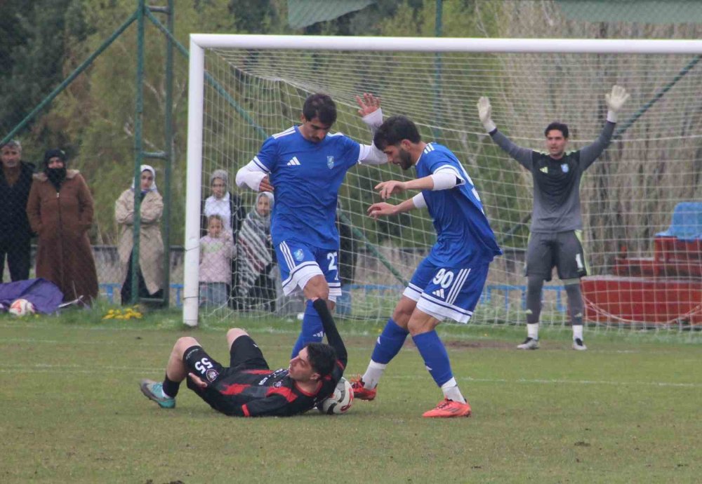 Play-Out Maçında Gülen Erzurum Büyükşehir Belediyespor Oldu.. BAL Biletini Aldı!