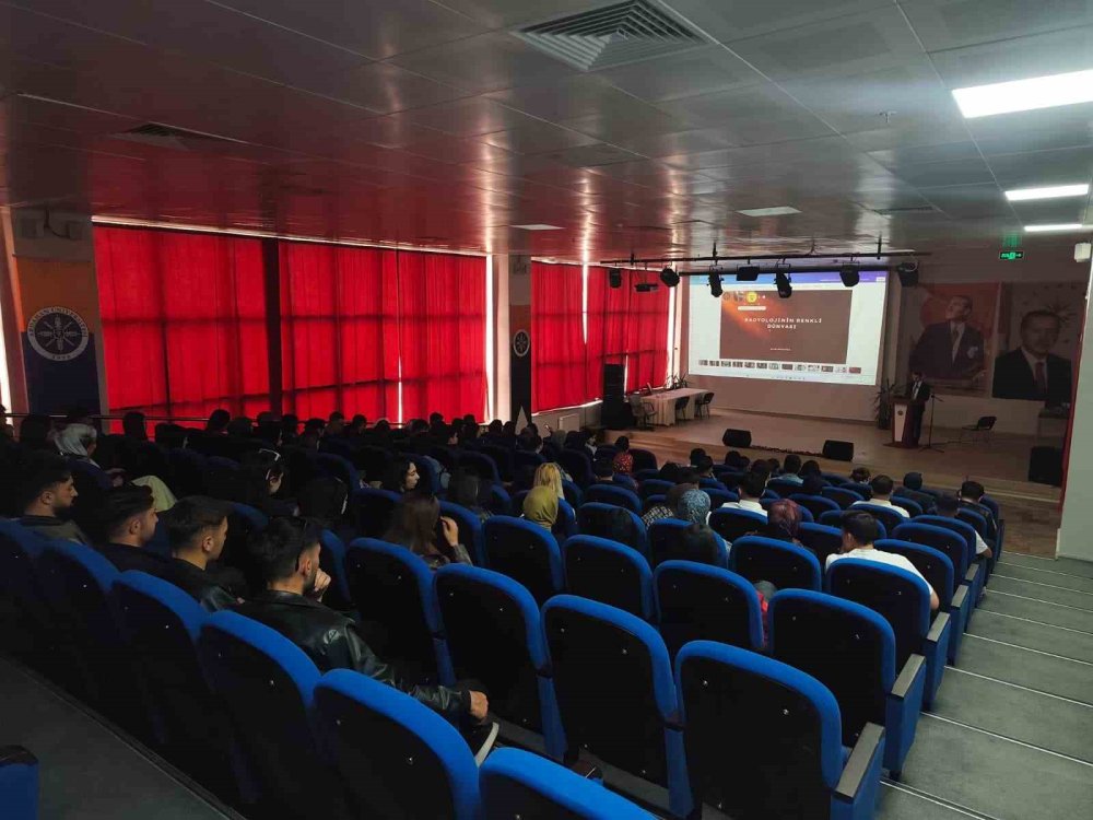 Ardahan Üniversitesi’nde MR ve BT Görüntüleme Teknikleri Eğitimi Düzenlendi