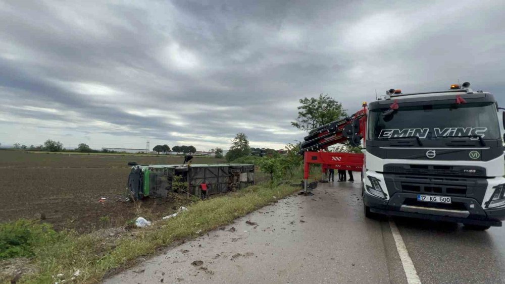 Çanakkale’de Tur Otobüsü Devrildi: 46 Yaralı