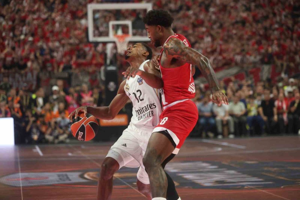 Atina’da Tarihi Final.. Olympiakos Euroleague’de 4. Kez Şampiyonluk Sevinci Yaşadı!