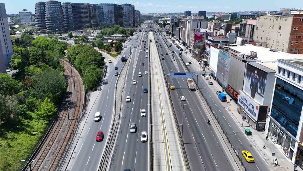 Kurban Bayramı Tatili Başladı.. İstanbul Trafiğinde Dikkat Çeken Düşüş Yaşandı!