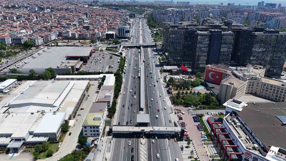 Kurban Bayramı Tatili Başladı.. İstanbul Trafiğinde Dikkat Çeken Düşüş Yaşandı!