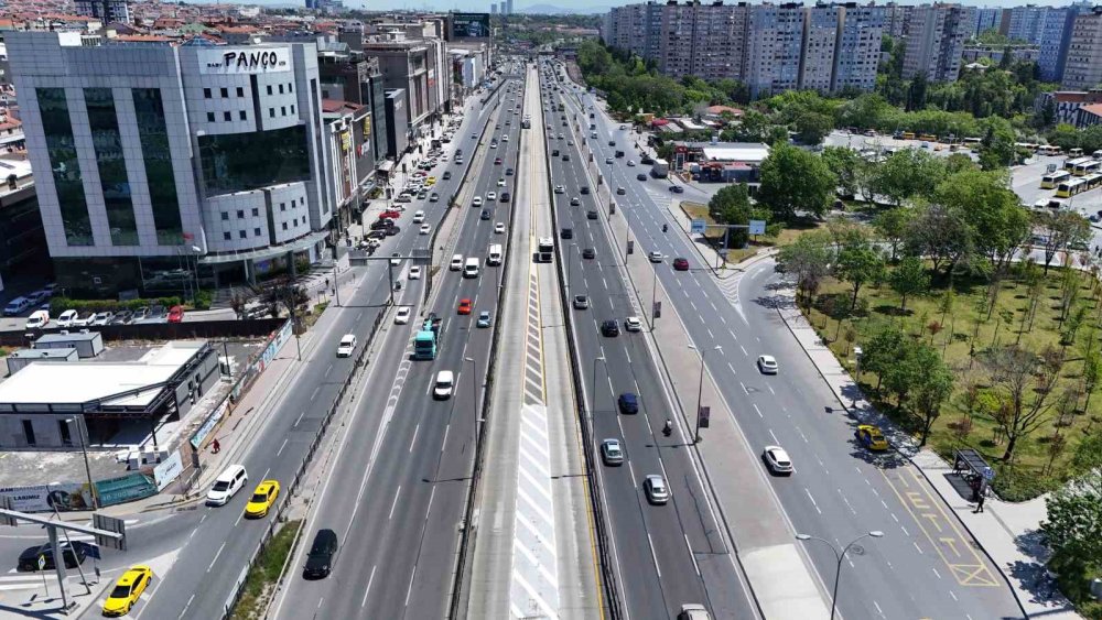 Kurban Bayramı Tatili Başladı.. İstanbul Trafiğinde Dikkat Çeken Düşüş Yaşandı!