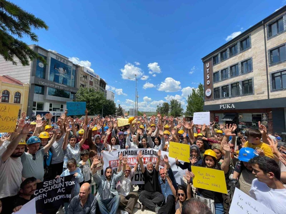 Uzunköprü’de 6 Gündür Eylem Yapan Madenciler Aileleriyle Birlikte Yürüdü