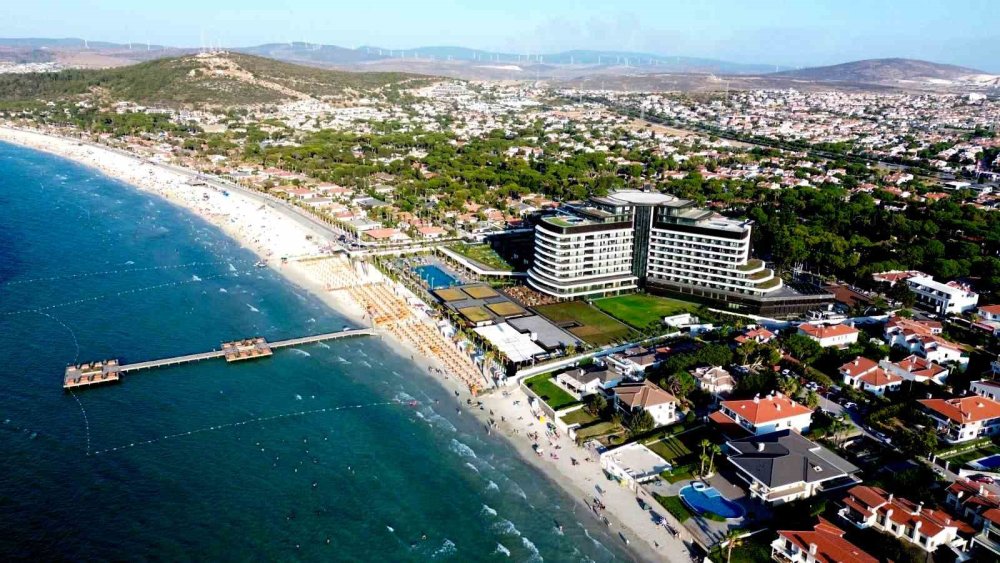Çeşme Alaçatı’da Bayram Yoğunluğu: 9 Günlük Tatil Turizmcilere Umut Oldu