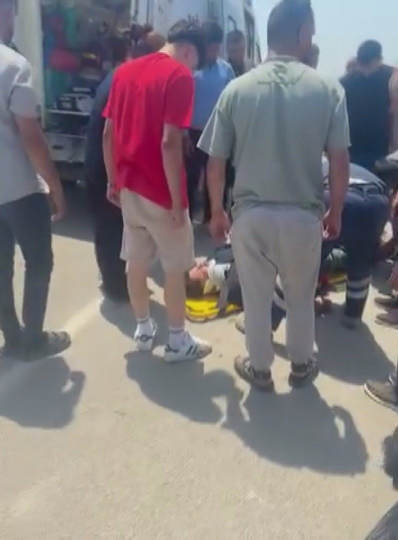 Hatay’da Motosiklete Çarpan Otomobil Takla Attı: 1 Ölü, 1 Yaralı