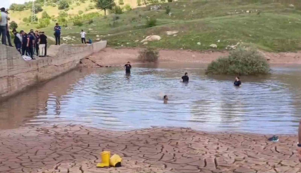 Adıyaman’da Gölete Giren 2 Çocuk Hayatını Kaybetti