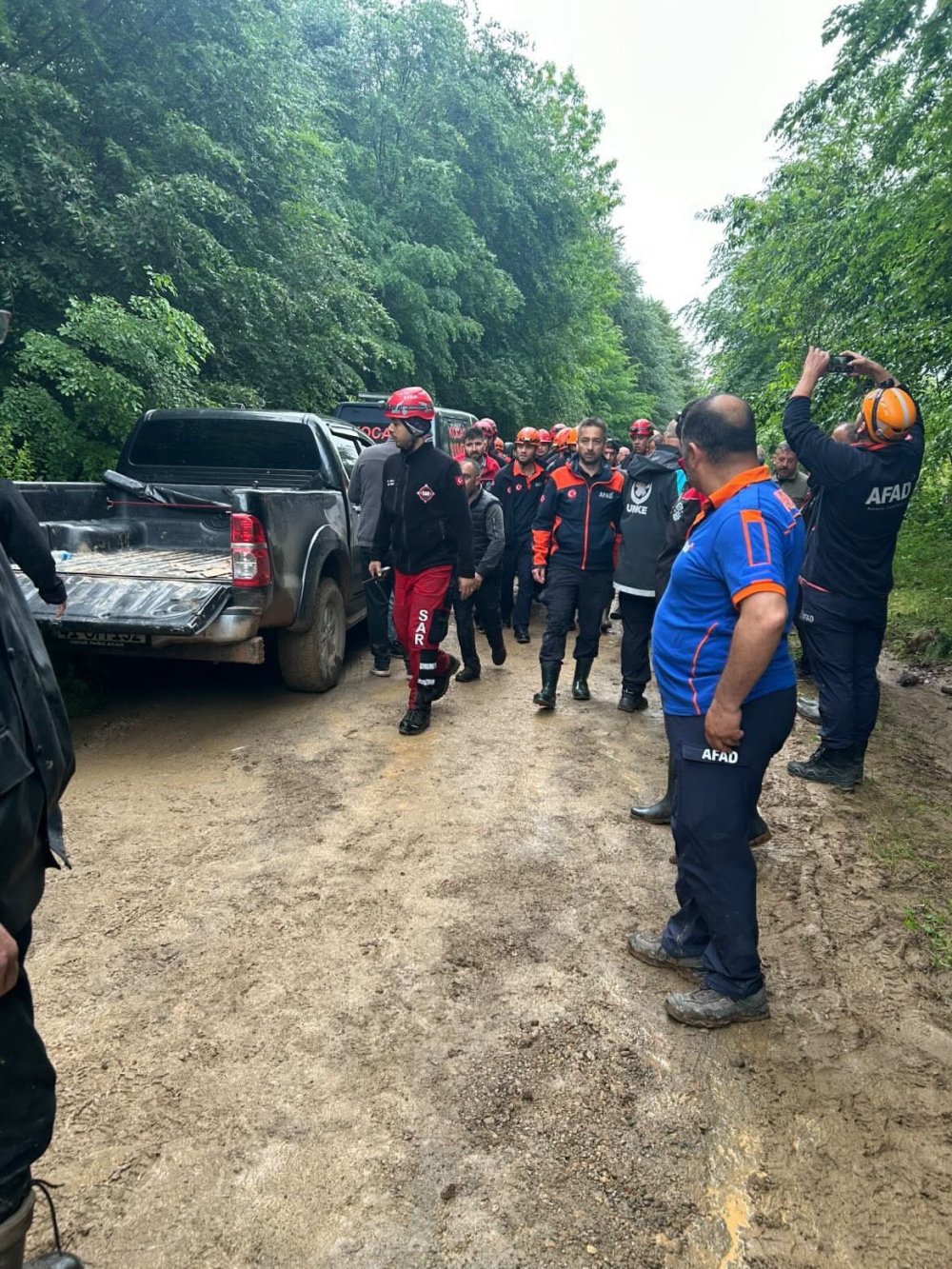 Bayram Ziyareti Felakete Dönüştü: Atv Araçla Dereye Düşen Anne-oğul Hayatını Kaybetti