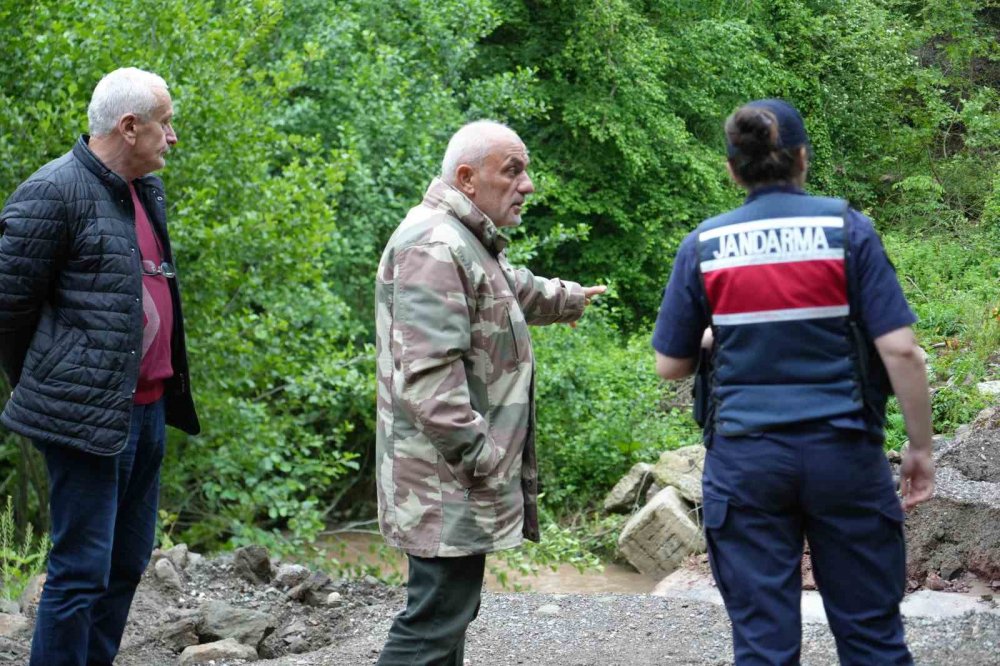 Bayram Ziyareti Felakete Dönüştü: Atv Araçla Dereye Düşen Anne-oğul Hayatını Kaybetti