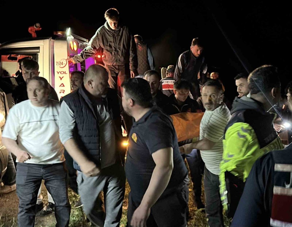 Kastamonu’da Otomobil 150 Metre Yüksekten Uçuruma Yuvarlandı: 1 Ölü, 3 Yaralı