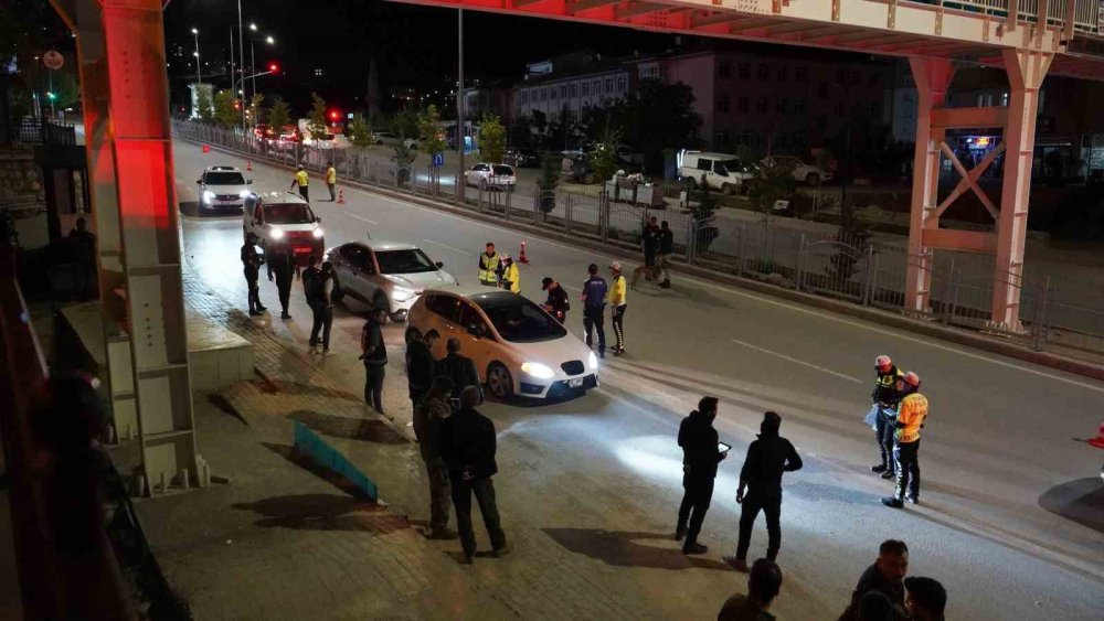 Şırnak’ta Aranan Çocuktan Haber Geldi.. Saatler Süren Çalışma Sonuç Verdi!
