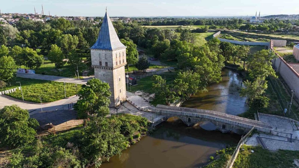 4 Gündür Haber Alınamıyordu.. Tunca Nehri’nde Bulunan Cesetlerin Kimlikleri Belirlendi!