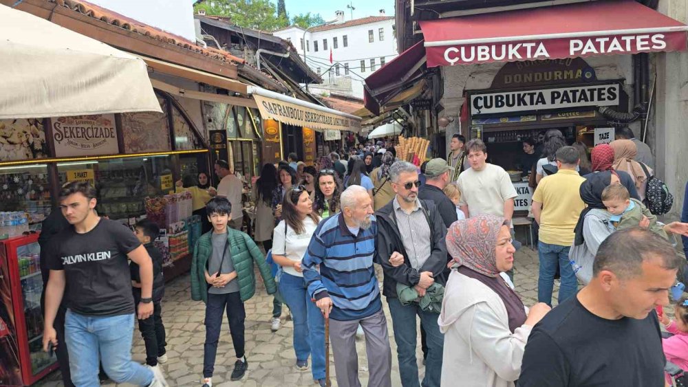 Bayramın Son Gününde Safranbolu’da Ziyaretçi Yoğunluğu