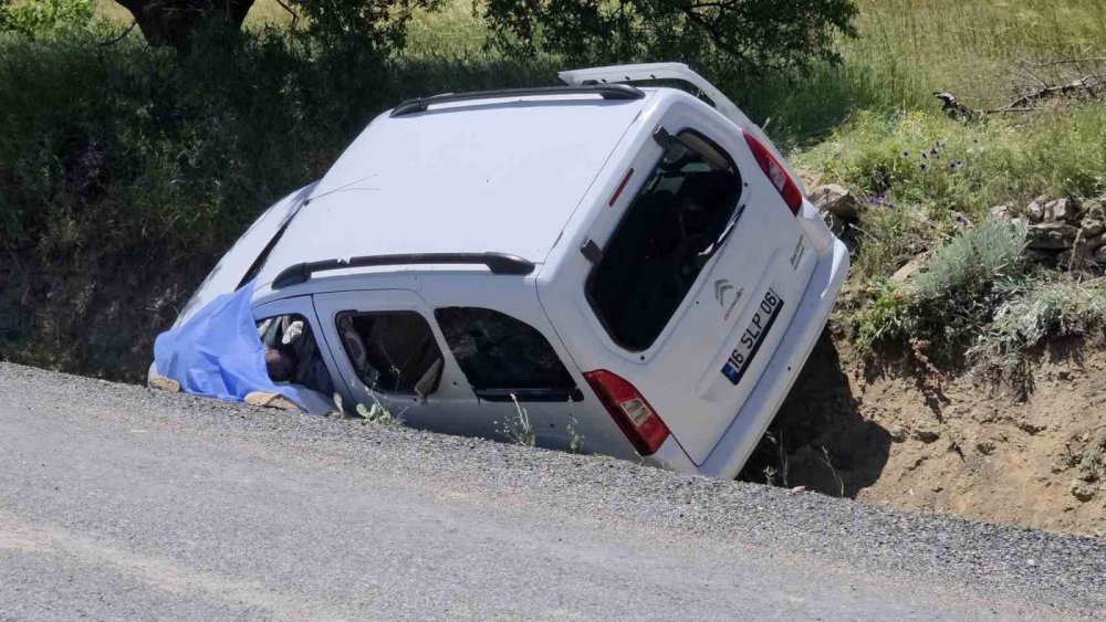 Ergani’de Aile İçi Husumet Faciası.. Kardeşinin Aracına Ateş Açtı: 1 Ölü, 1 Ağır Yaralı!