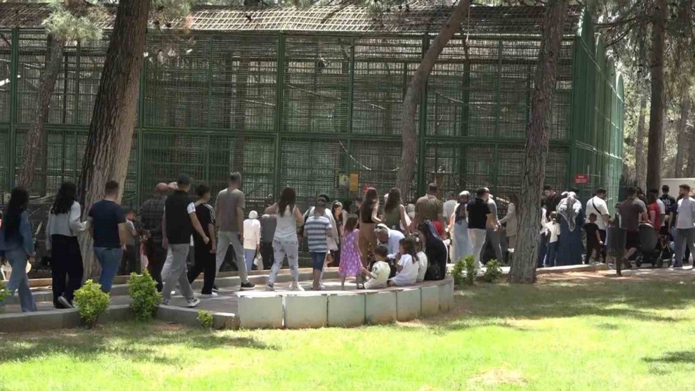 Antep’in Tarihi ve Turistik Noktalarında Bayram Ziyaretçisi Rekoru