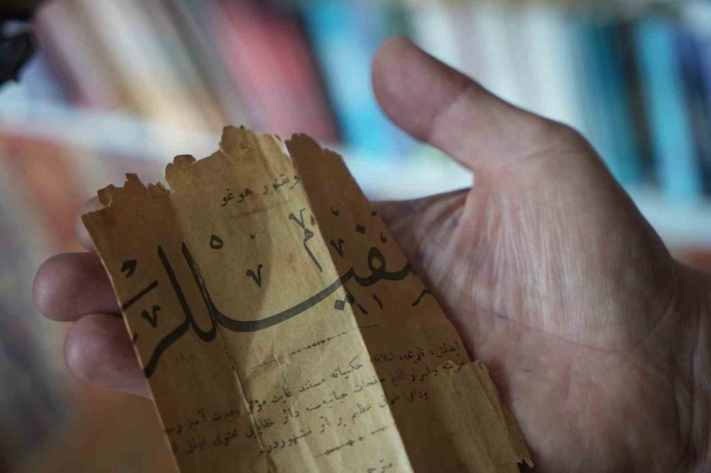 Sahaf Raflarından Tarih Çıktı.. Victor Hugo’nun Osmanlıca Sefiller’i Erzurum’da Bulundu!