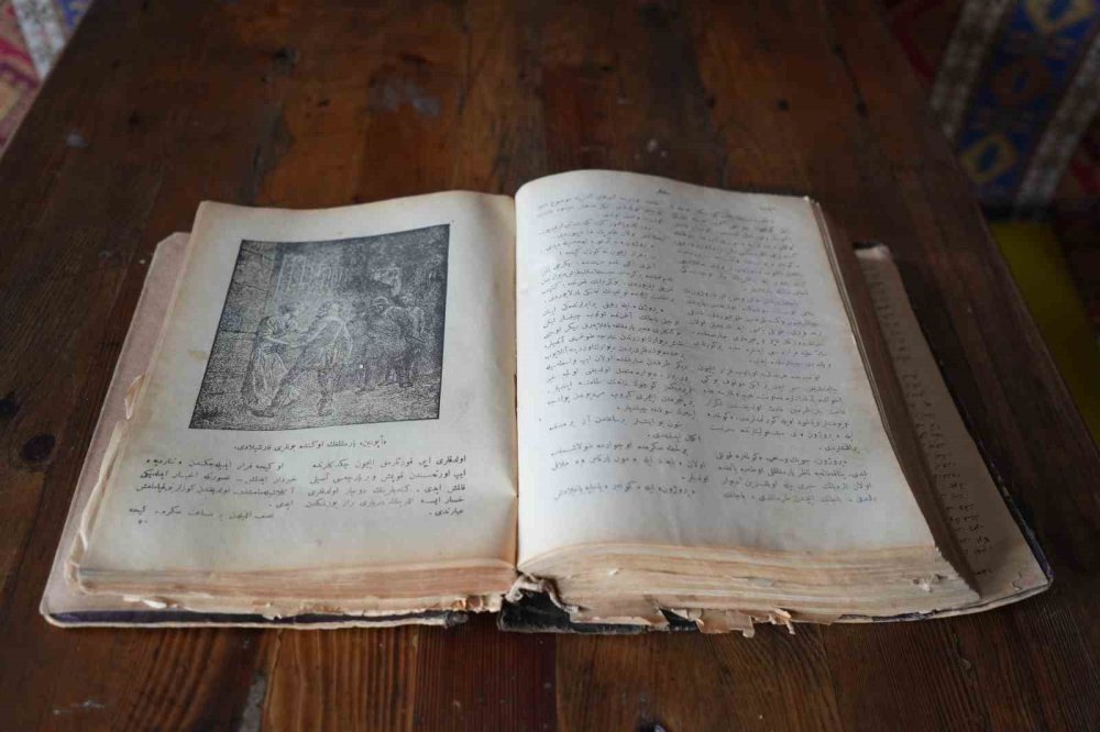 Sahaf Raflarından Tarih Çıktı.. Victor Hugo’nun Osmanlıca Sefiller’i Erzurum’da Bulundu!