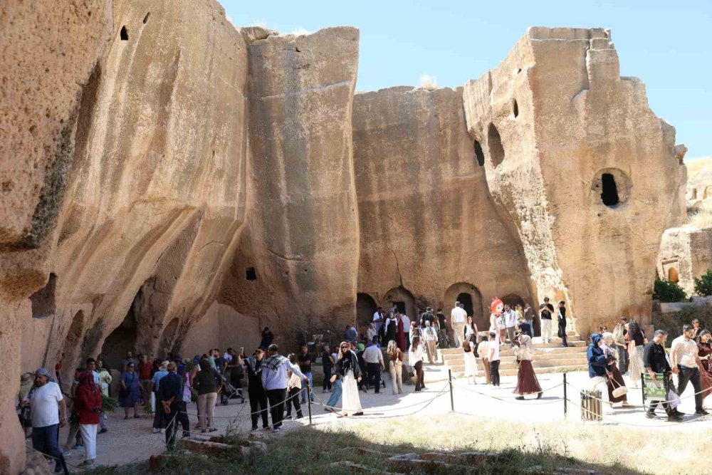 Tarihi Kent Mardin, Bayramda Turistlerin Gözdesi Oldu