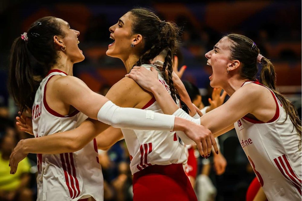 A Milli Kadın Voleybol Takımı, Milletler Ligi’ne Galibiyetle Başladı